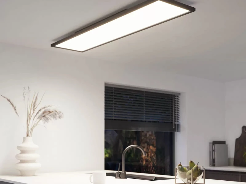 rozne-odtiene-bieleho-svetla-stropny-LED-panel-Philips_