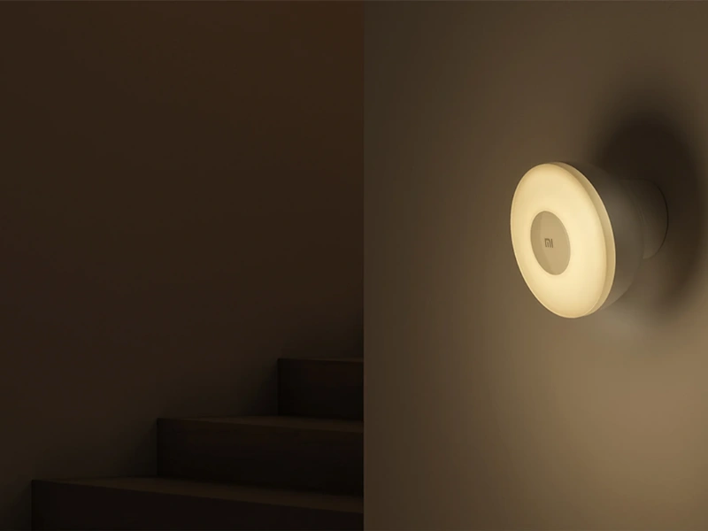 Smart osvetlenie Xiaomi Mi 2 zachytí pohyb v 120° uhle a automaticky sa rozsvieti.