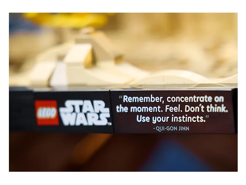 Stavebnica LEGO STAR WARS Preteky klzákov v Mos Espa.