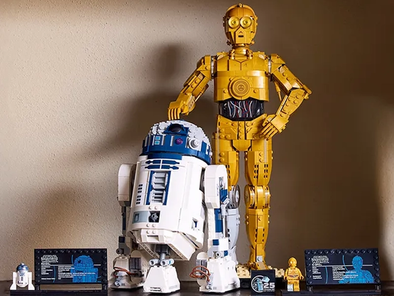 LEGO C-3PO a R2D2.