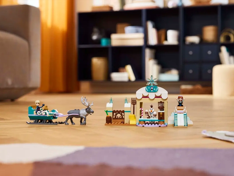 Stavebnica LEGO® Disney Frozen 43256 Anna a jej dobrodružstvo na saniach