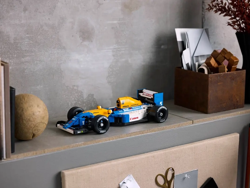 LEGO 10353 Icons Williams Racing FW14B a Nigel Mansell.