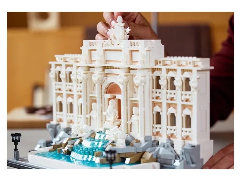 LEGO 21062 Fontána di Trevi.