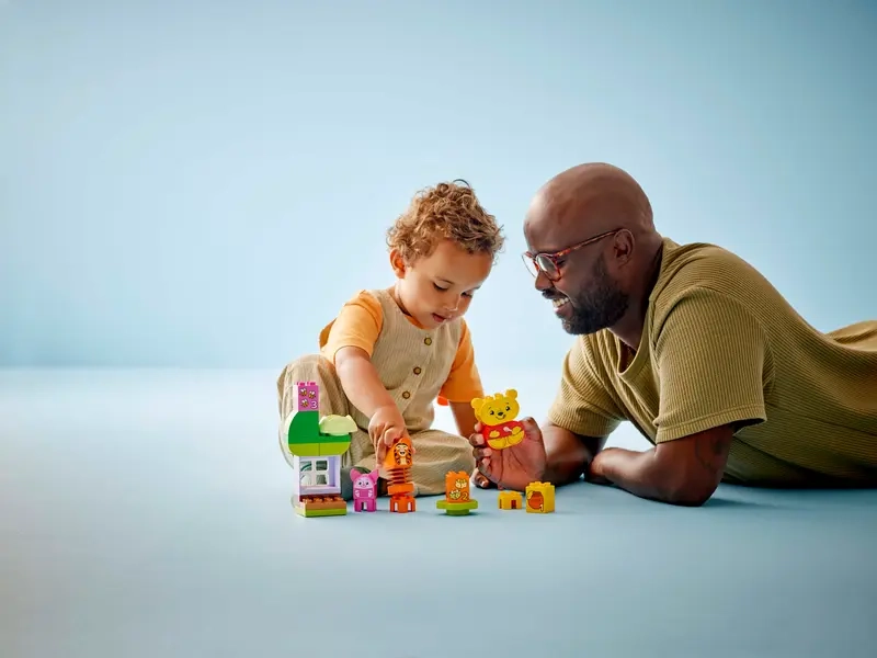 Stavebnica LEGO DUPLO 10457 Disney Narodeninová oslava Macka Pú.