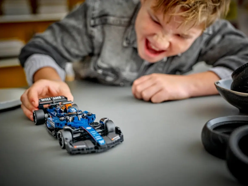 Stavebnica LEGO Speed Champions Pretekárske auto Williams Racing FW46 F1.