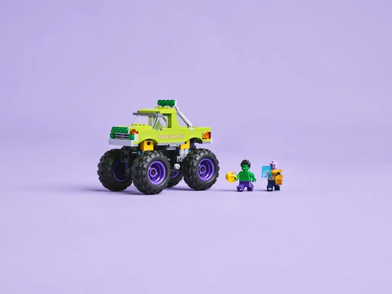 Stavebnica LEGO® 76312 Marvel Hulkov truck vs. Thanos.