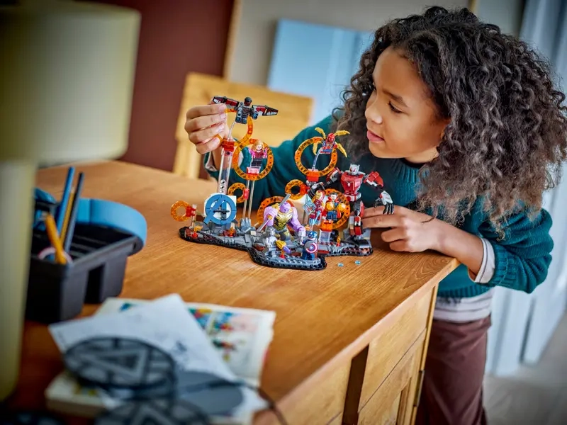 LEGO 76323 Marvel Avengers Endgame.