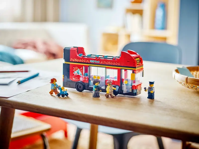 LEGO CITY Dvojposchodový autobus.