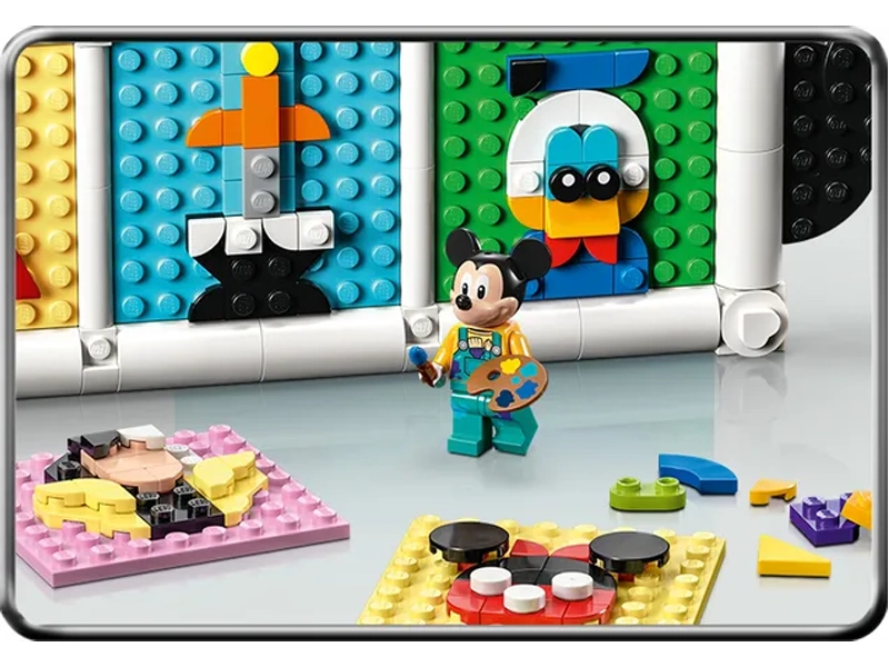 Minifigúrka LEGO® Mickey Mouse.