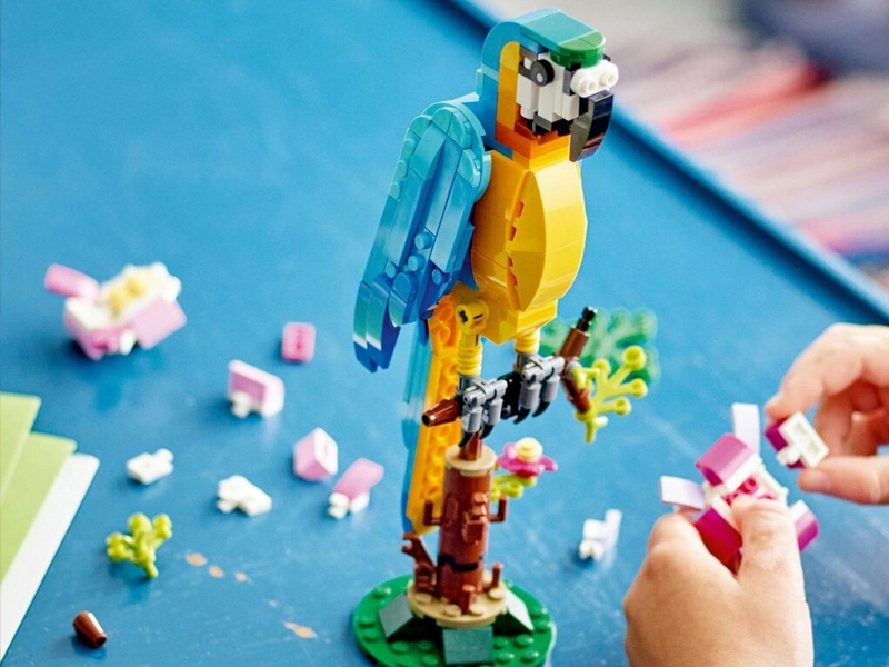LEGO CREATOR Exotický papagáj.