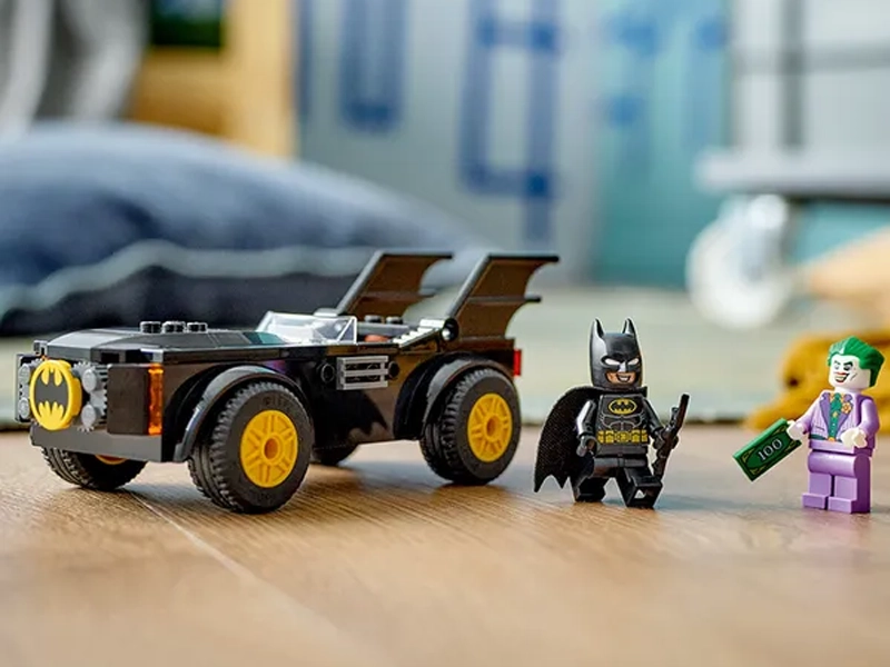 Lego Batman Prenasledovanie v Batmobile.