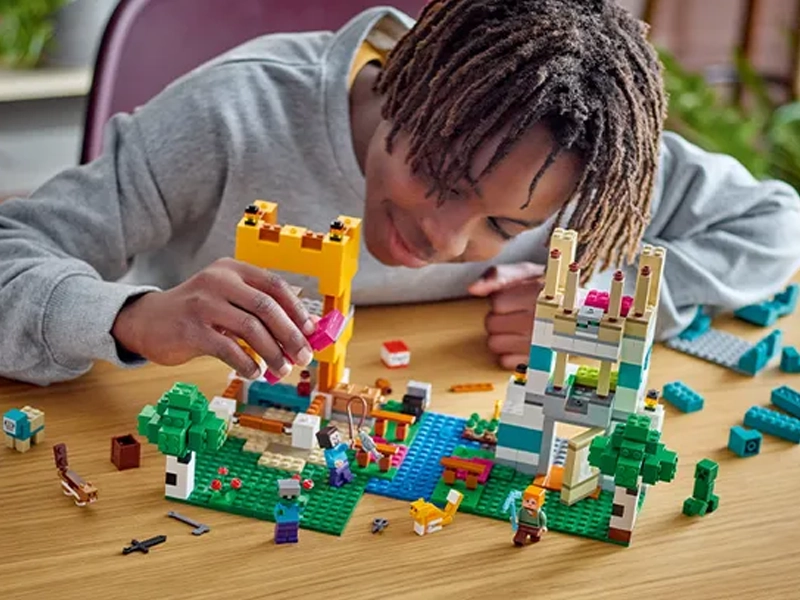 Stavebnica Lego Minecraft Kreatívny box 4.0.