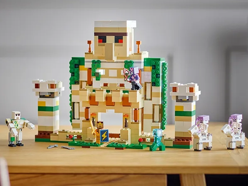Stavebnica LEGO Minecraft Pevnosť železného golema.
