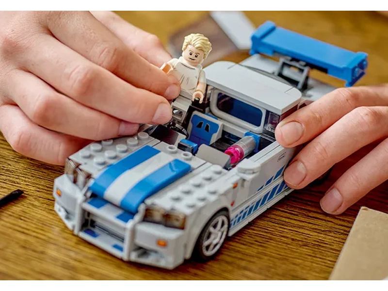 Lego Nissan.