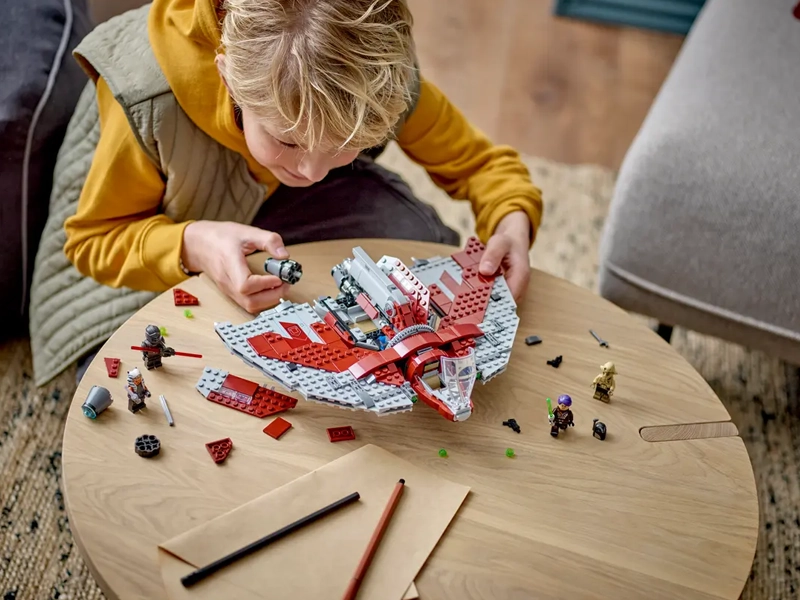 Lego Star Wars Jediský raketoplán T-6 Ahsoky Tano.