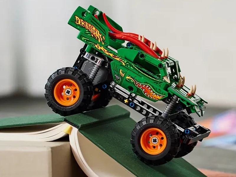 Stavebnica Lego Technic Monster Jam Dragon 42149.