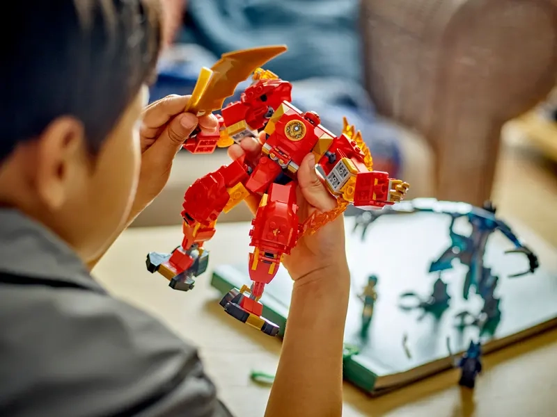 LEGO® NINJAGO 71808 Kaiov živelný ohnivý robot.