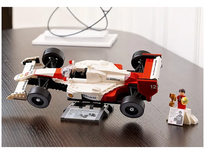 LEGO ICONS McLaren.
