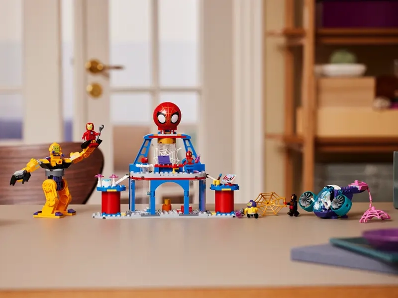 LEGO Marvel Pavúčia základňa Spideyho tímu.