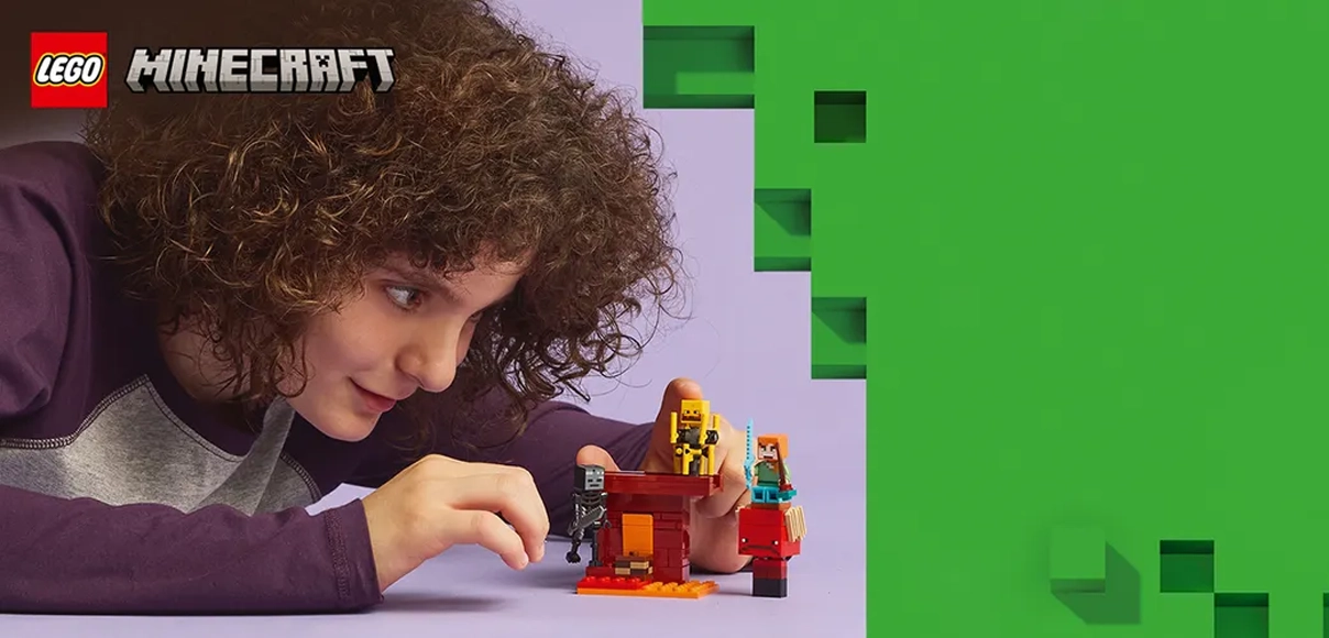 HERO LEGO 21266 Minecraft Lávová bitka v Netheri.