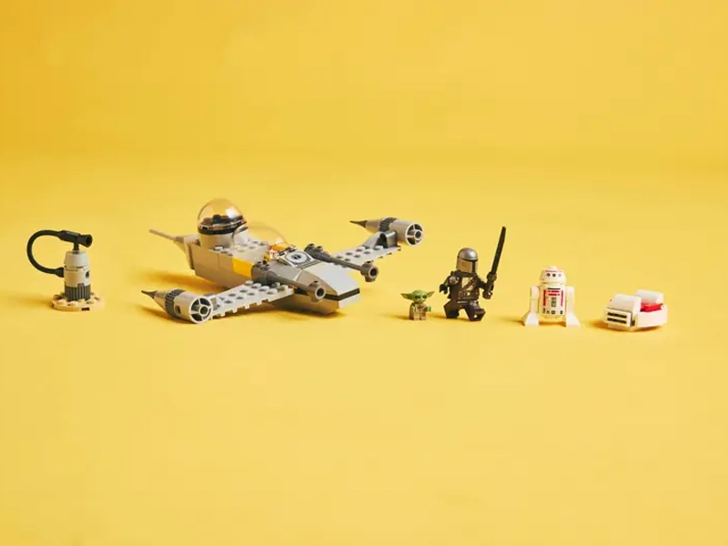 LEGO STAR WARS 75410 Mando, Grogu a stíhačka N-1 Starfighter™.