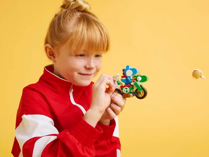 LEGO Super Mario Mario Kart™ – Yoshi Bike.