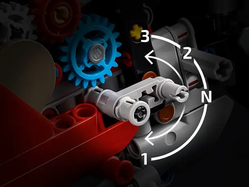 LEGO 42202 Technic Motocykel Ducati Panigale V4 S.