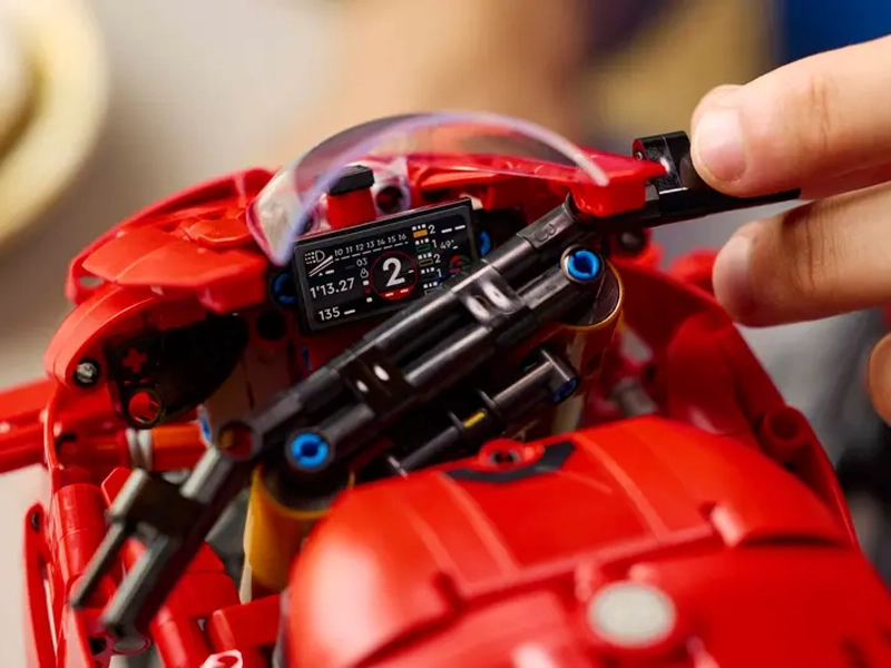 LEGO Technic Motocykel Ducati Panigale V4 S.