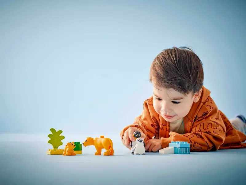 Stavebnica LEGO® DUPLO® 10442 Rodinky divokých zvierat: Tučniaky a levy