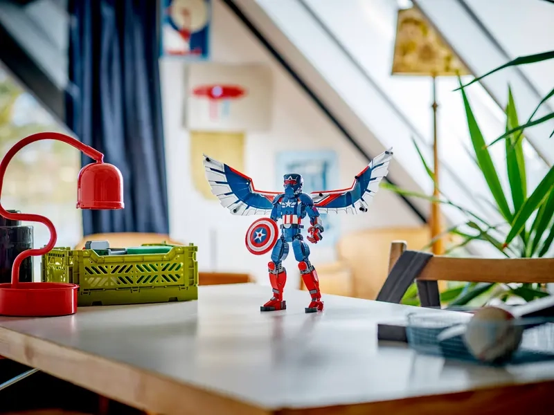 LEGO® Marvel 76296 Zostaviteľná figúrka: Nový Kapitán America.