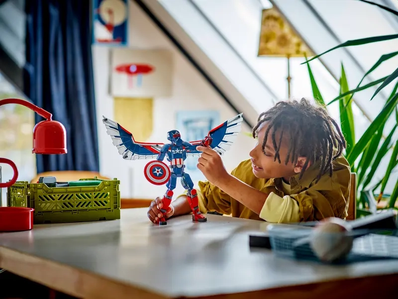 LEGO® Marvel Zostaviteľná figúrka: Nový Kapitán America.