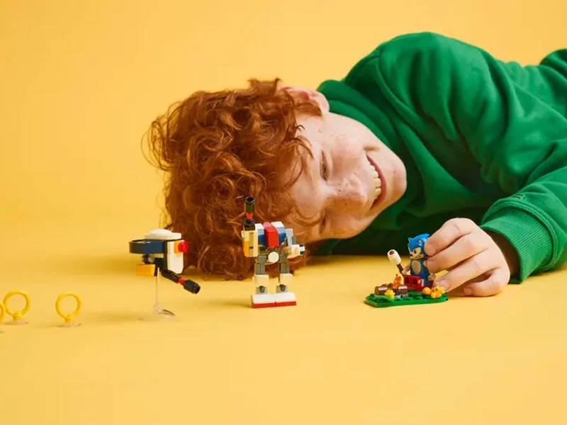 LEGO® Sonic the Hedgehog™ 77001 Sonic a súboj pri táboráku.