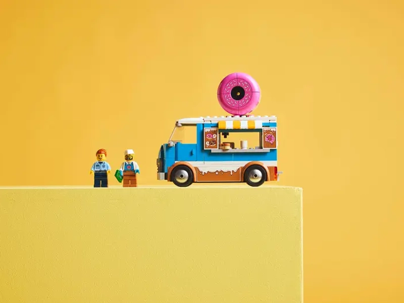 Stavebnica LEGO&reg; City 60452 Truck s donutmi.
