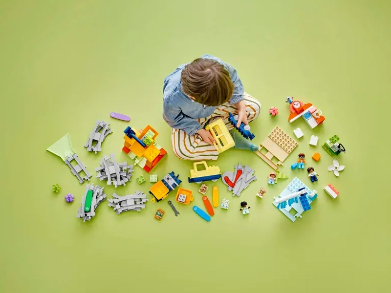 LEGO® DUPLO® Veľký interaktívny komunitný vláčik