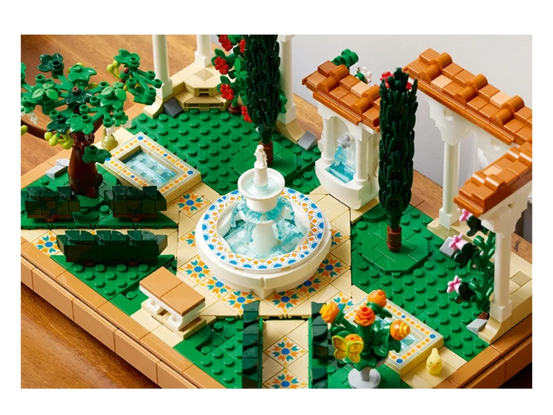 LEGO® Icons 10359 Záhrada.