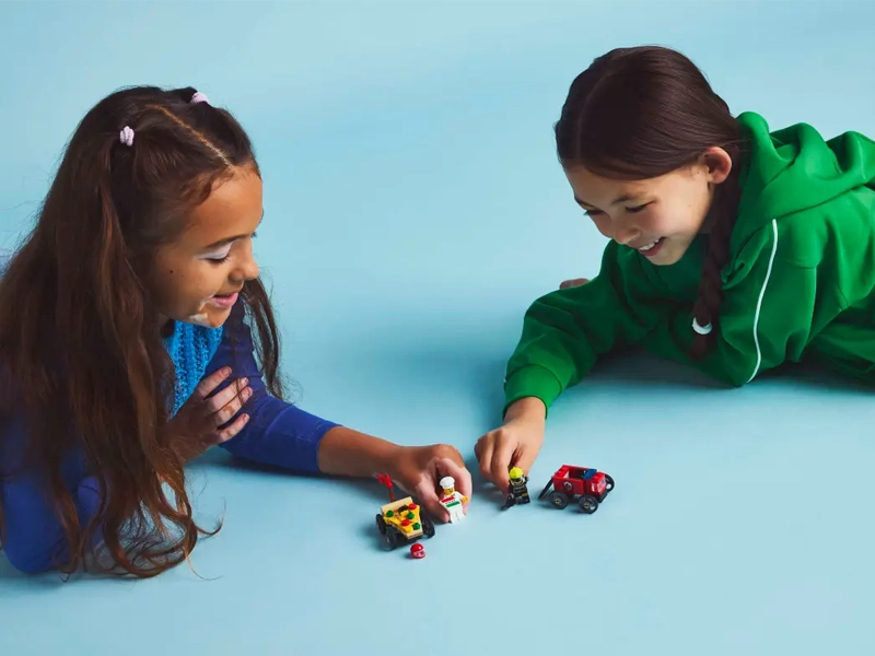 LEGO® City Pretekársky balíček: Rozvoz pizzy vs. hasičské auto