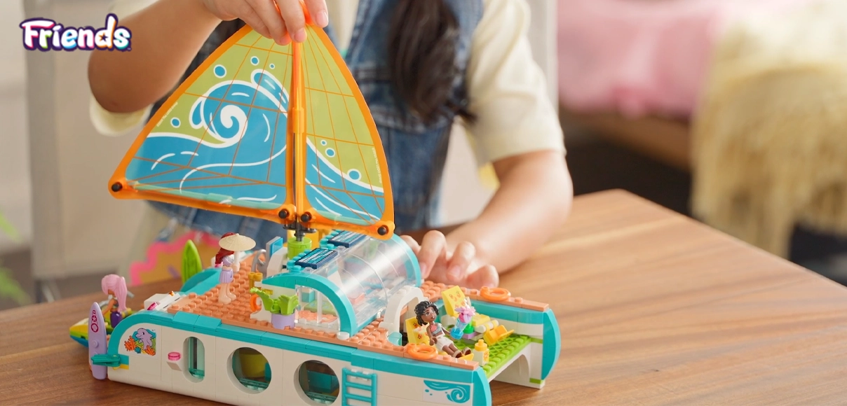 Hero LEGO Friends 42664 Dobrodružstvo na jachte