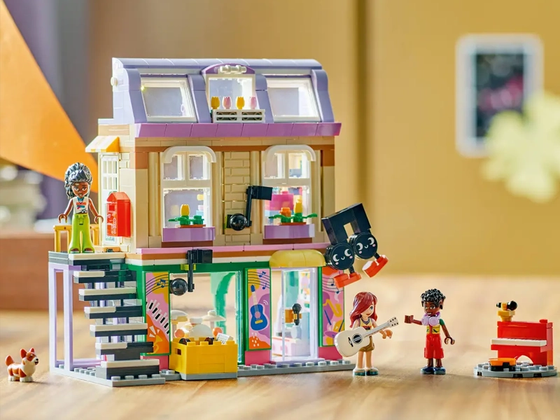 LEGO 42653 Friends Obchod s hudobninami a byt