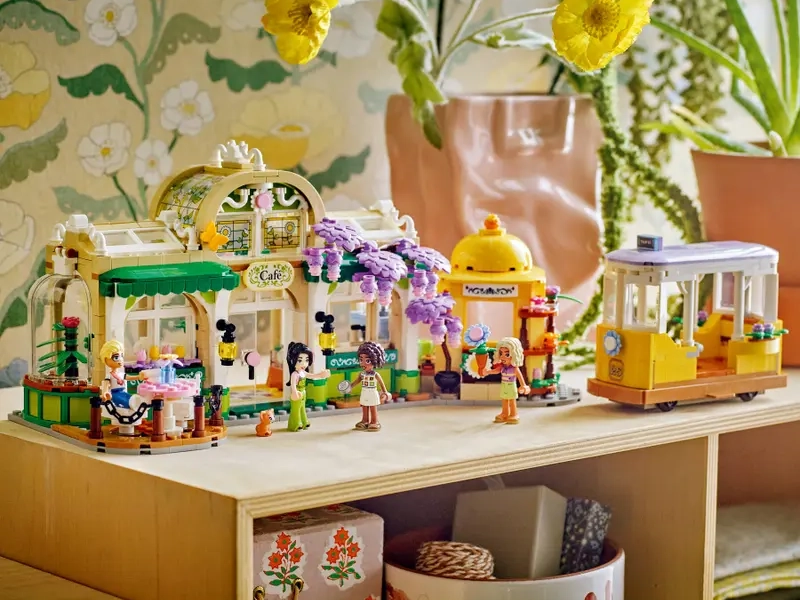 LEGO Friends 42671 Kaviareň plná rastlín a kvetinárstvo