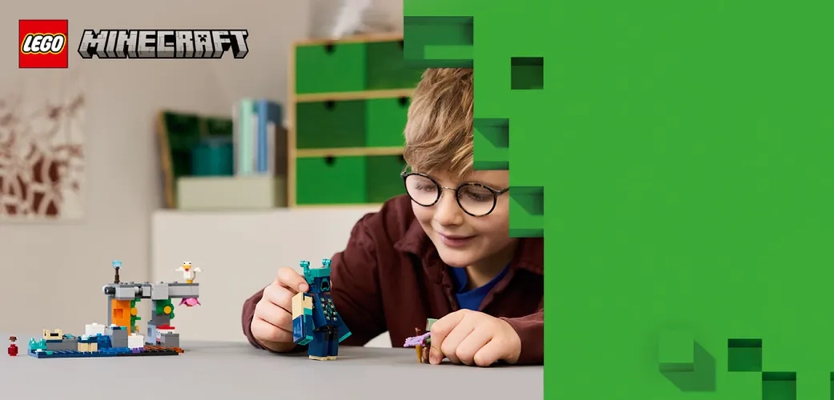 HERO LEGO® Minecraft® 21274 Stretnutie so Strážcom