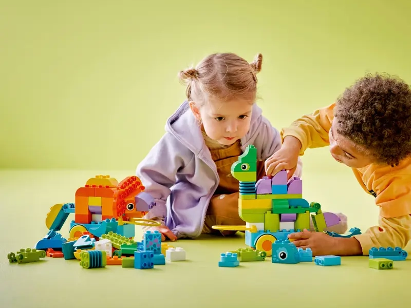 LEGO&reg; DUPLO&reg; 3 v 1: Dinosaury na kolieskach