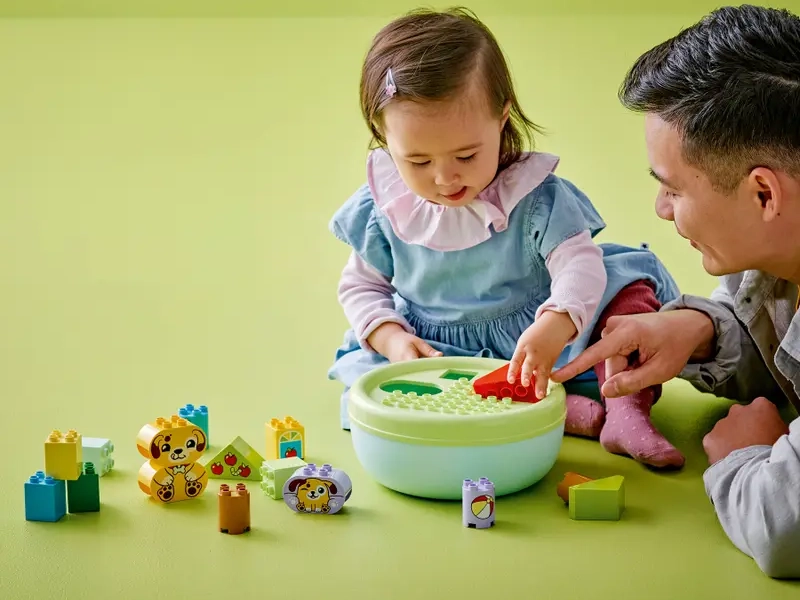 LEGO DUPLO Triedenie tvarov: Domček pre šteniatka