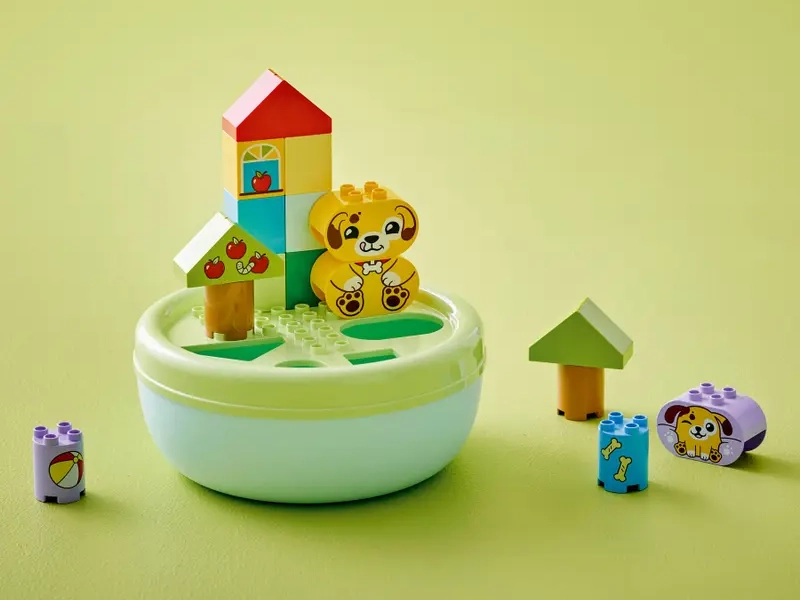 Stavebnica LEGO DUPLO 10441 Triedenie tvarov: Domček pre šteniatka