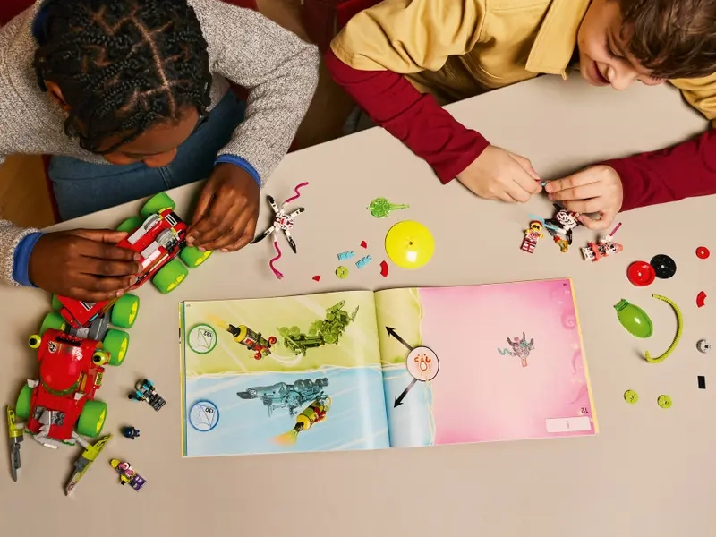 LEGO® DREAMZzz™ 71499 Mateovo vozidlo v podobe farby v spreji