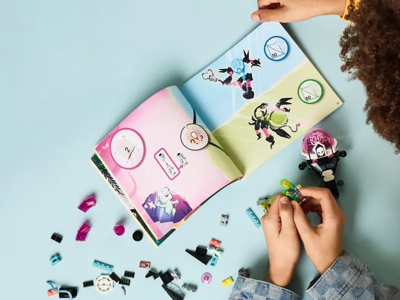 Stavebnica LEGO® DREAMZzz™ 71495 Mateo vs. Kybermozgový robot