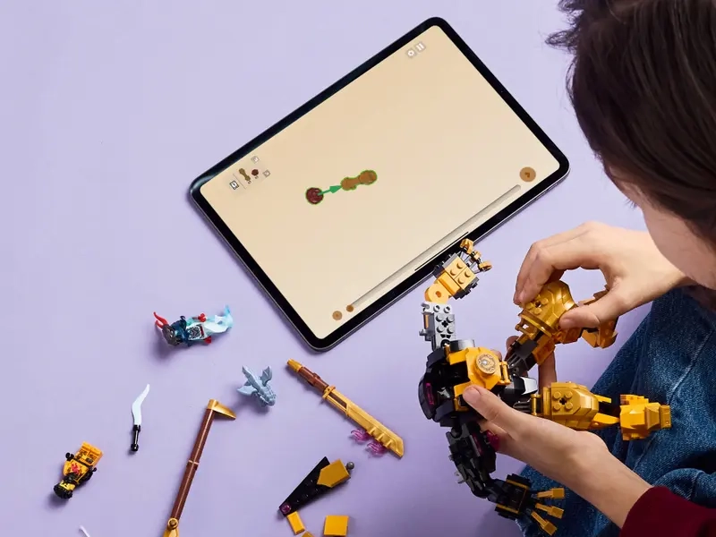 Stavebnica LEGO® NINJAGO® 71839 Arin a bojový robot Spinjitzu