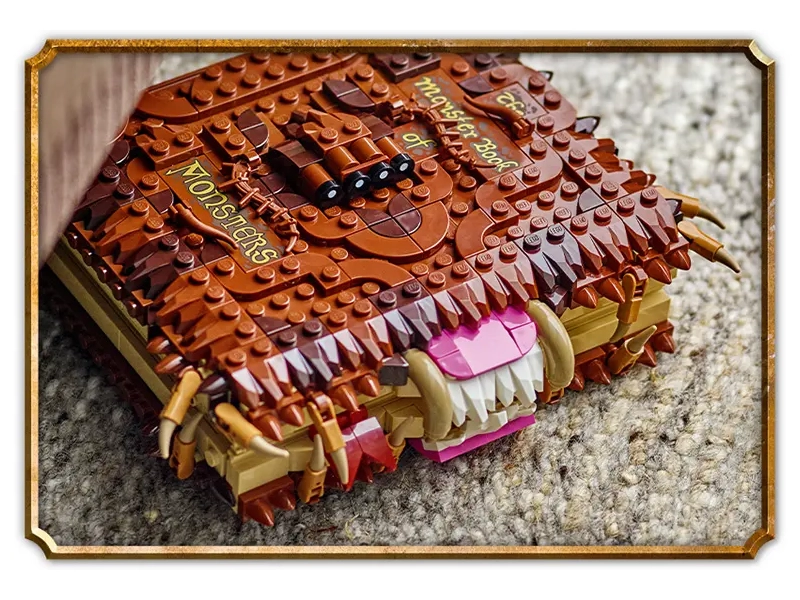 LEGO® Harry Potter™ 76449 Kniha