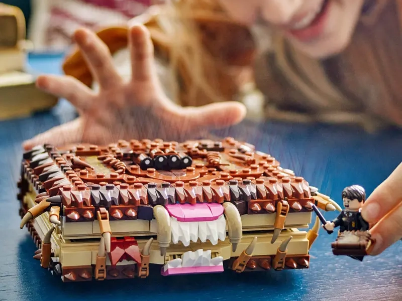 LEGO® Harry Potter™ 76449 Mľaskajúca Príšerná kniha príšer