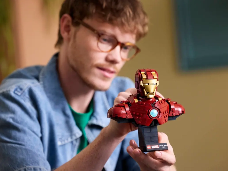 LEGO®  Marvel 76327