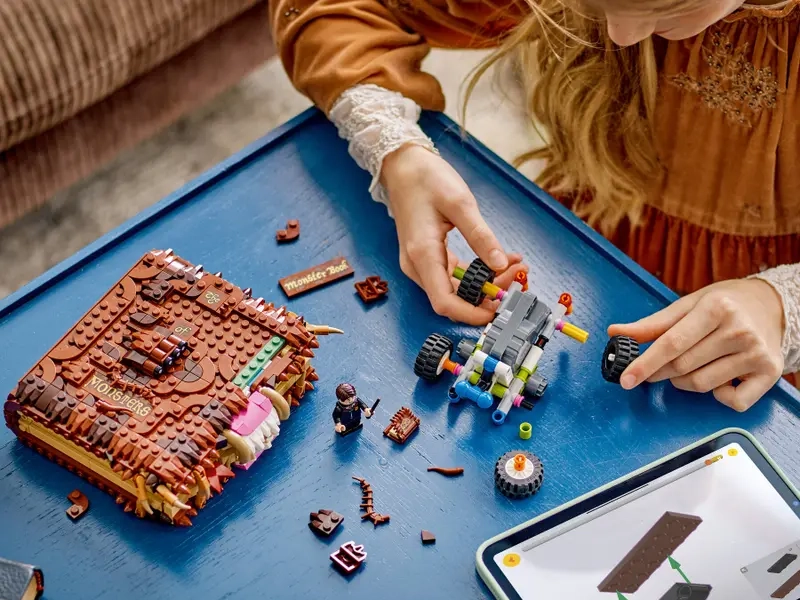 Stavebnica LEGO® Harry Potter™ 76449 Mľaskajúca Príšerná kniha príšer